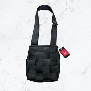 Harvey's Original Detroit 100% Seatbelt Messenger Crossbody Shoulder Purse Tote